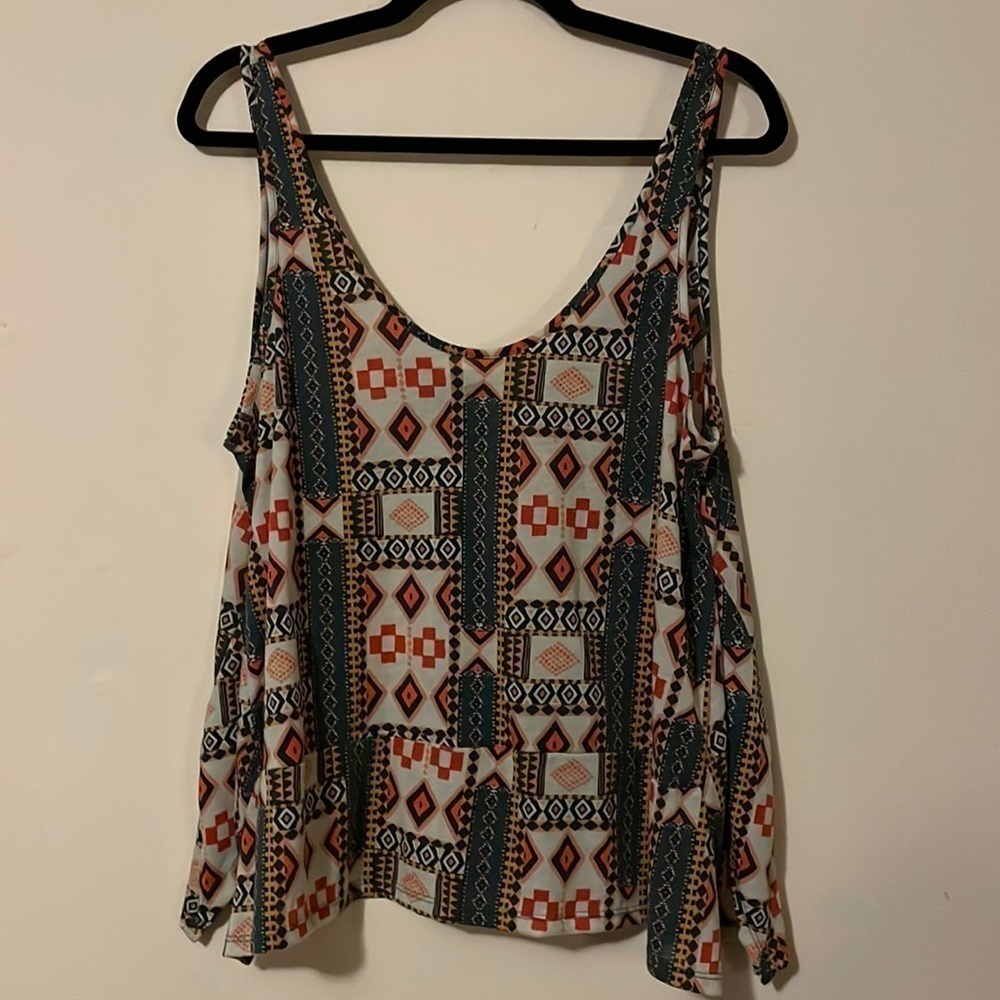 H&M Conscious Geometric Sleeveless Top​​​​
